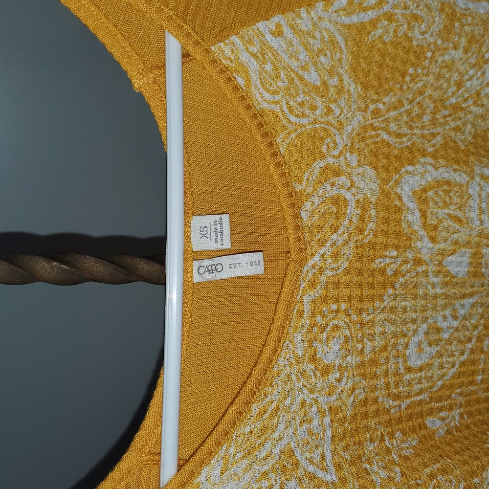 Cato Yellow Paisley Blouse Shirt Top - Picture 7 of 7